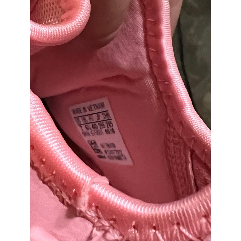 adidas boost pink lace up NMD_R1 Sneakers Shoes sport size 7 sneakers - Picture 13 of 14